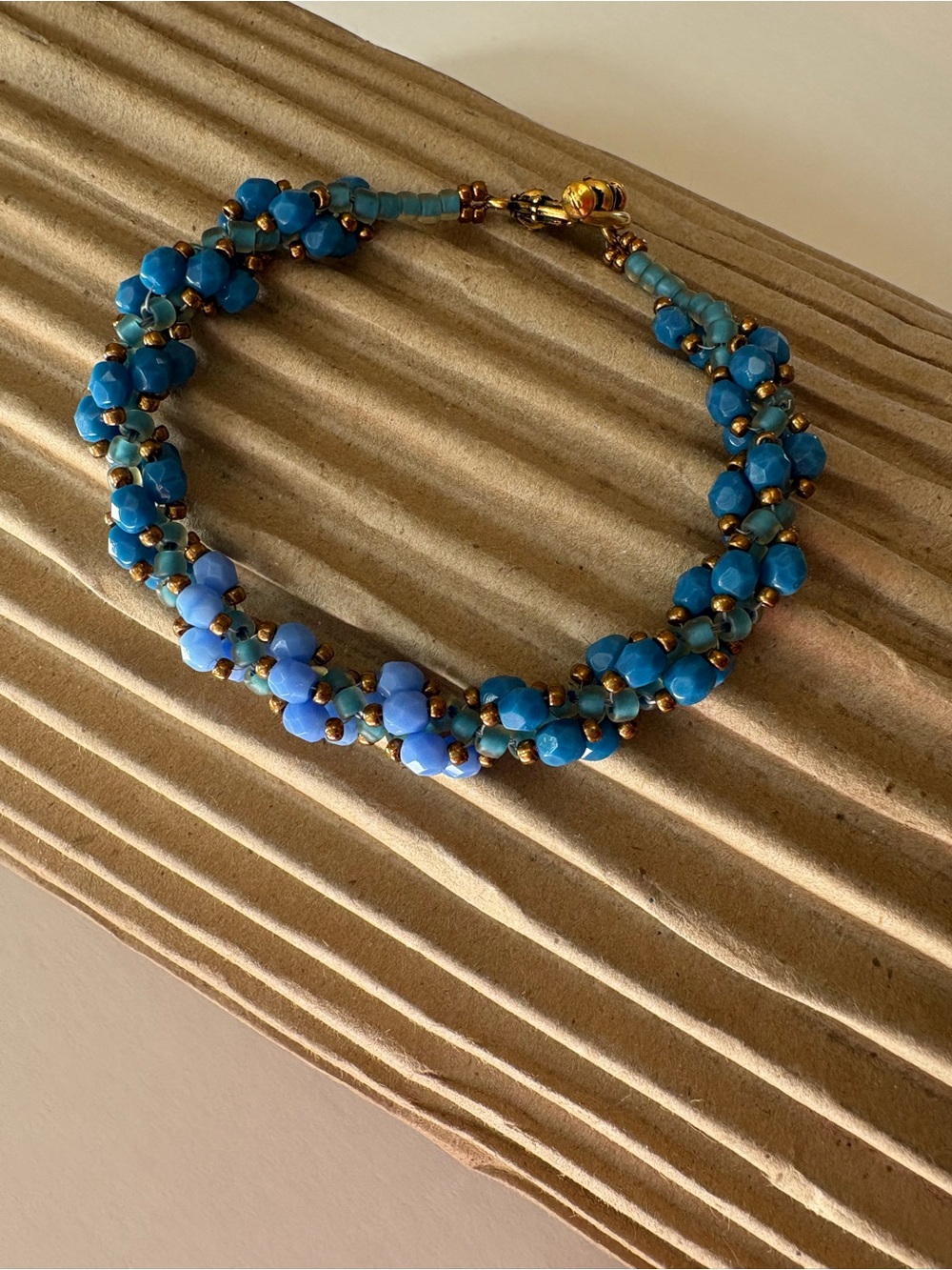 Handcrafted Blue, Lavender, Green, and Gold Beads Beaded Rope Women's Bracelet